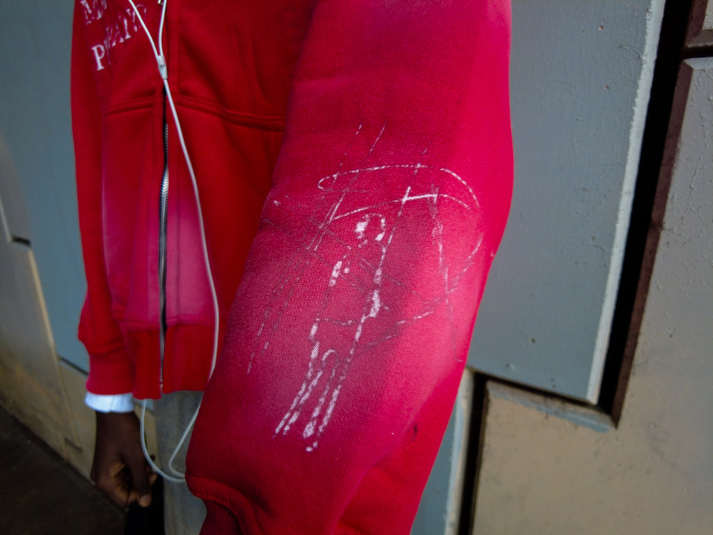 "PRIVATO" ZIP-UP HOODIE