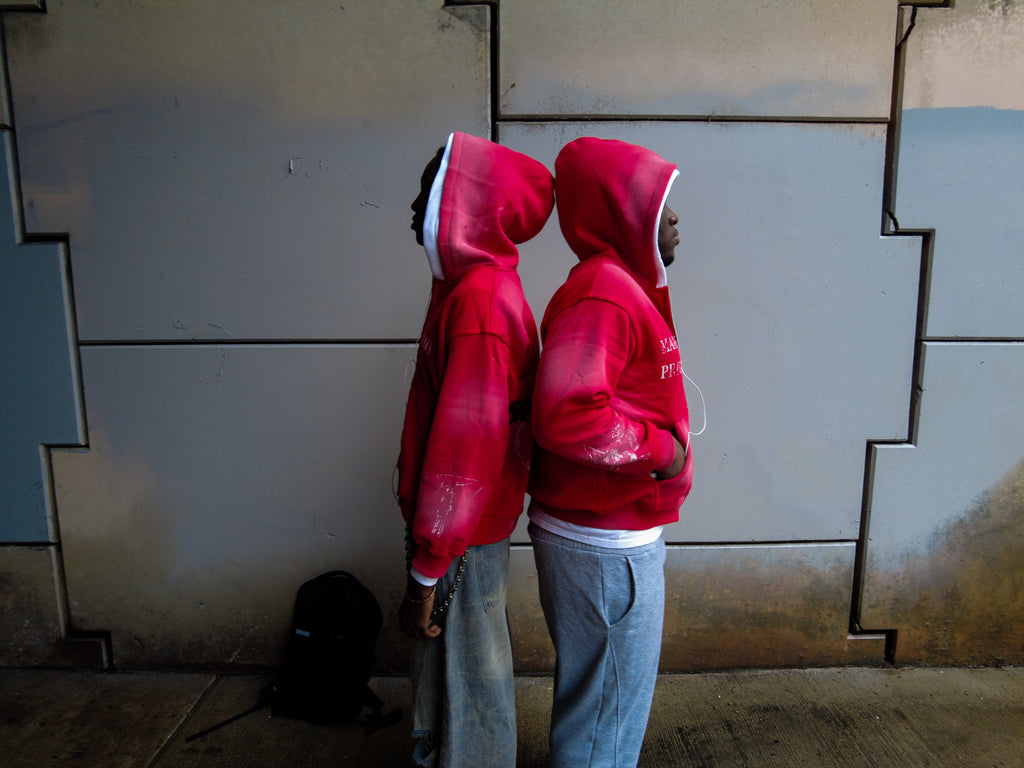 "PRIVATO" ZIP-UP HOODIE